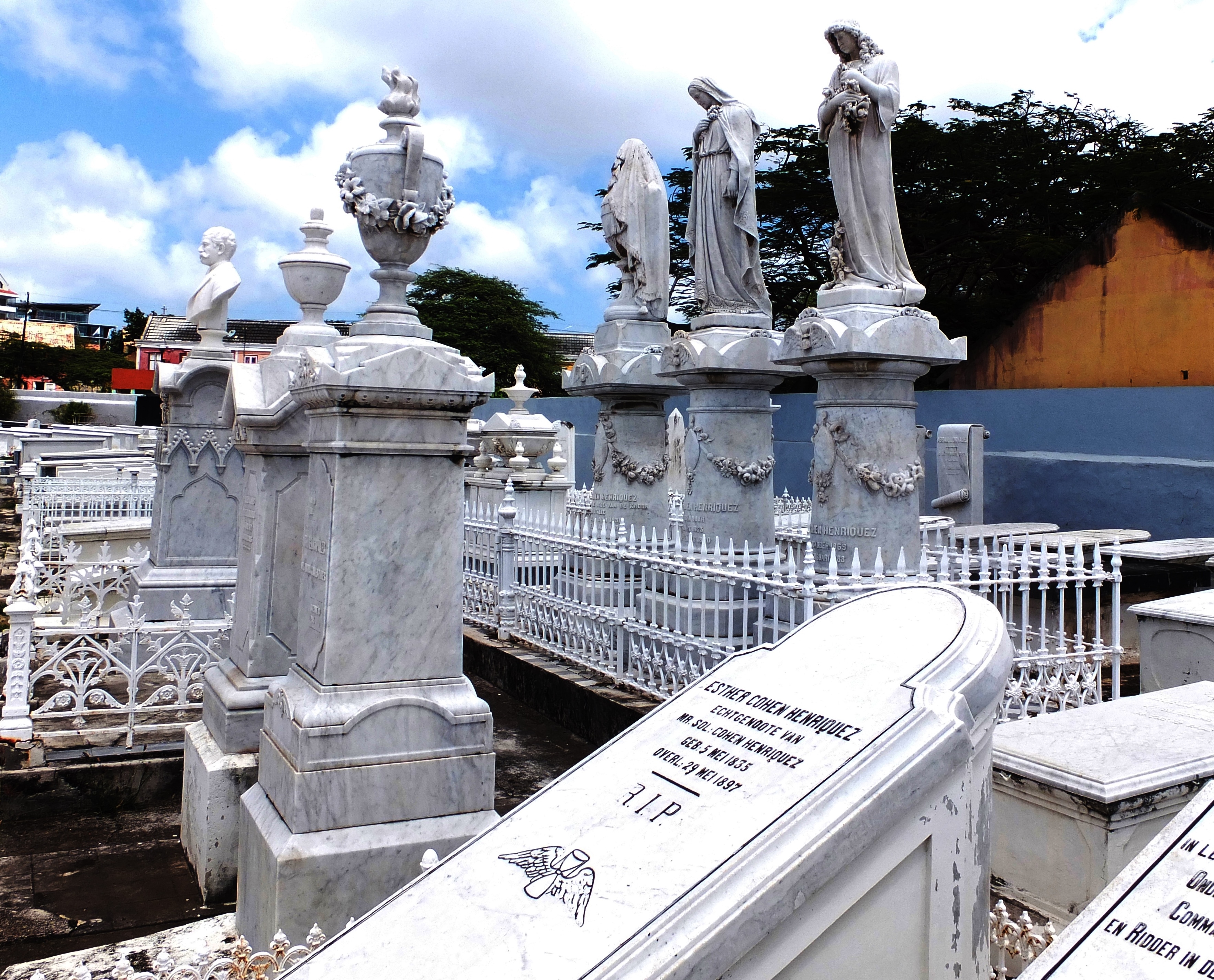 Beth Haim Cemetery, Curacao