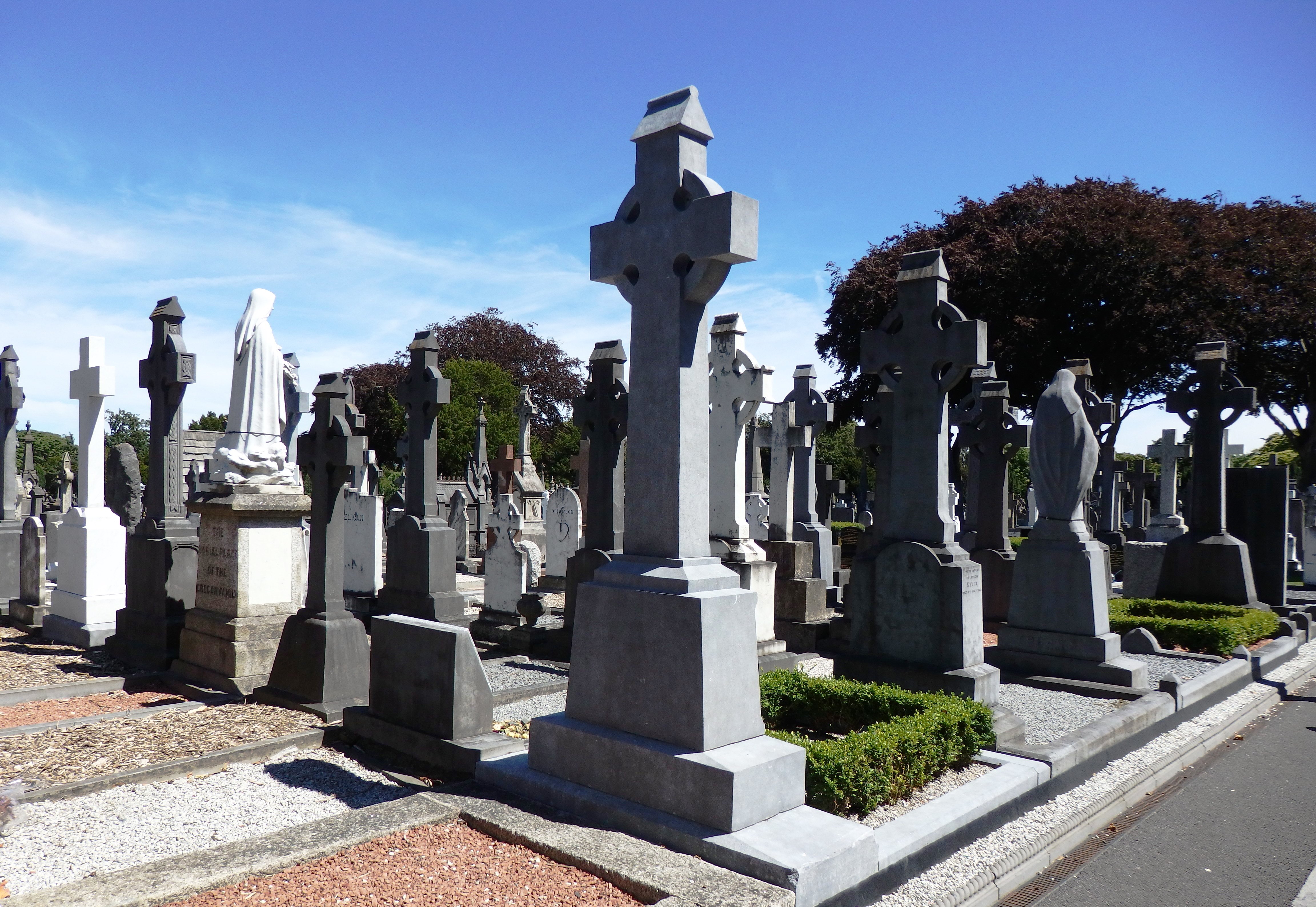 Glasnevin Cemetery